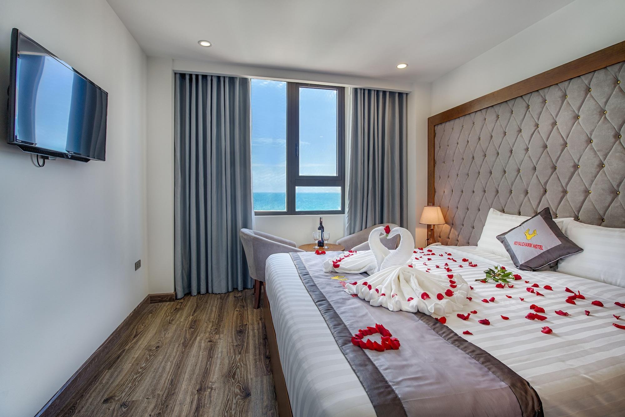 Royal Charm Hotel Da Nang Exterior foto