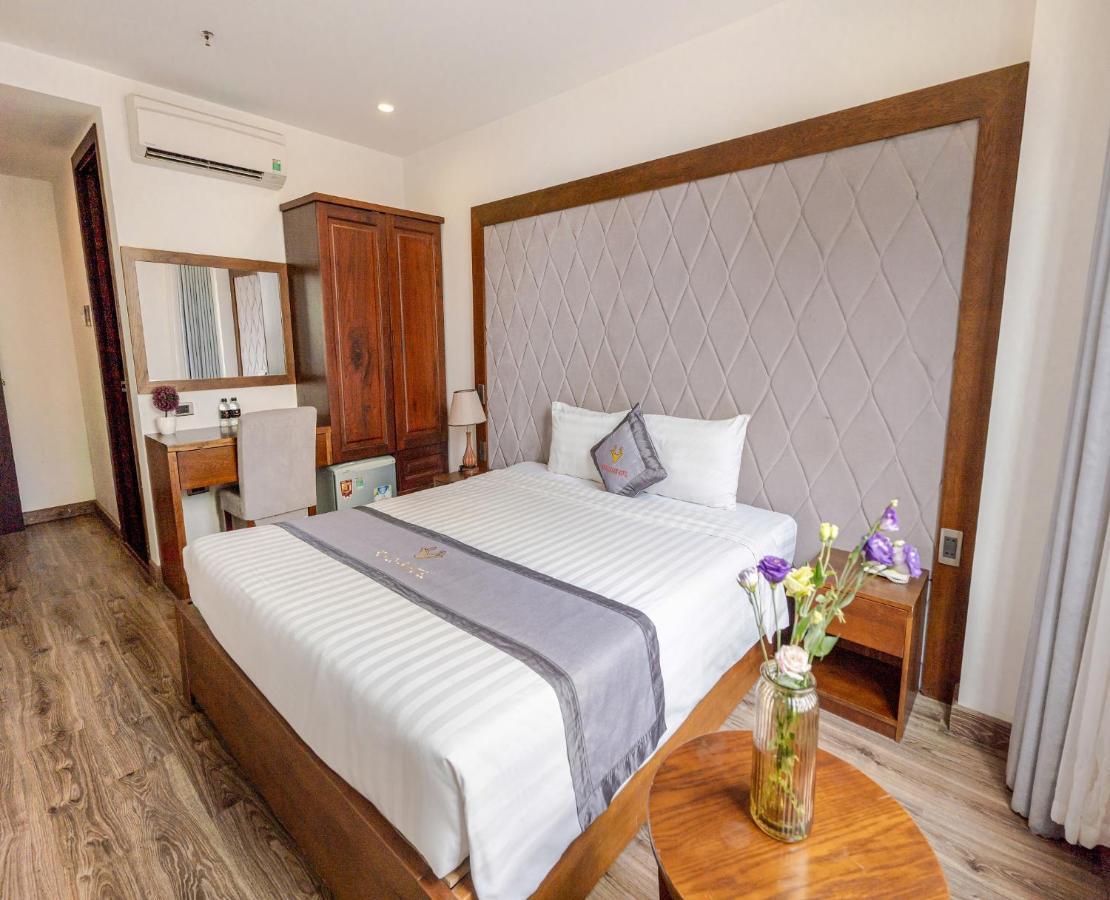 Royal Charm Hotel Da Nang Exterior foto