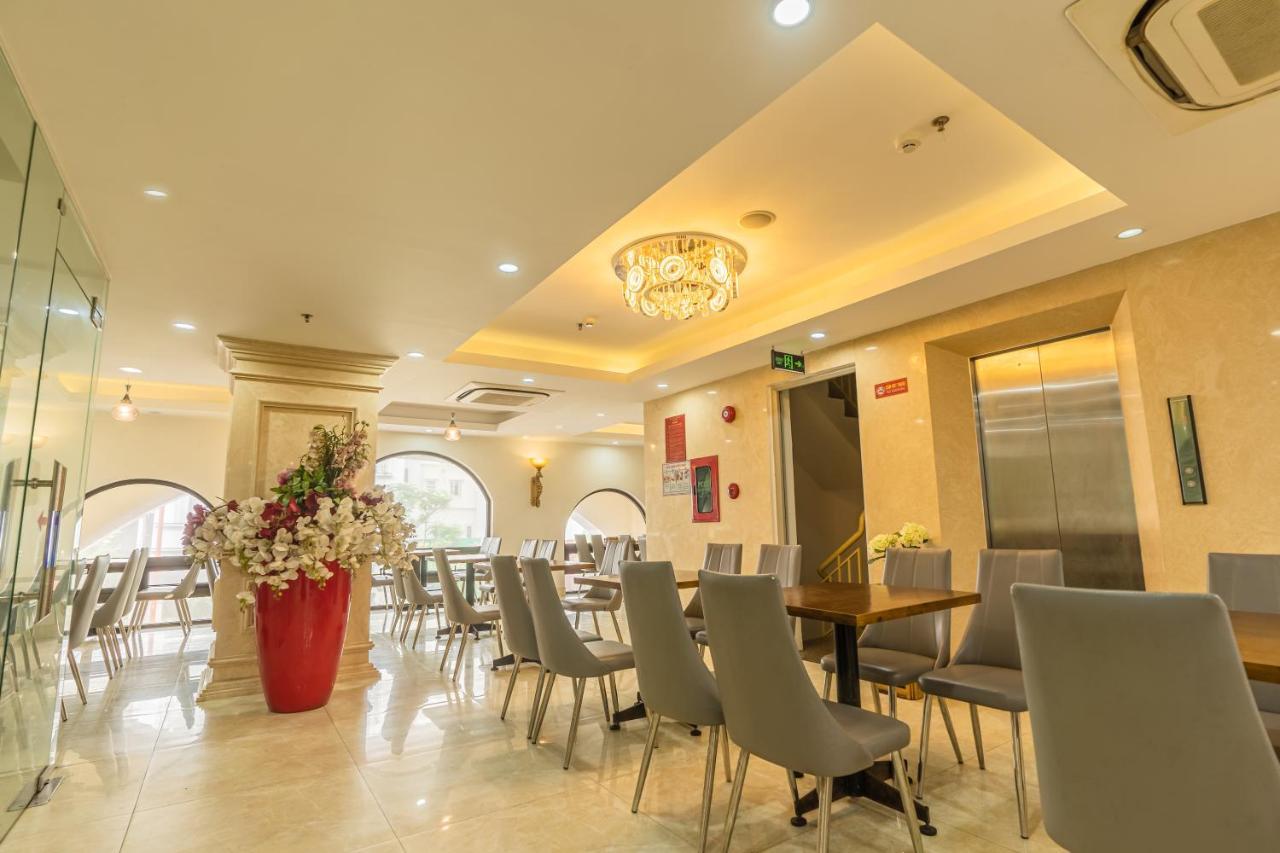Royal Charm Hotel Da Nang Exterior foto
